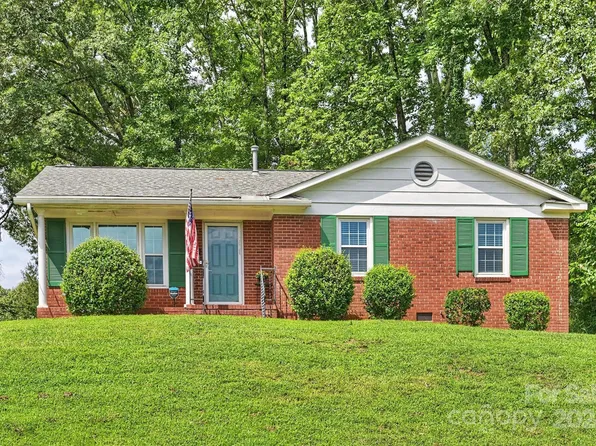 6506 Springfield Dr, Charlotte, NC 28212