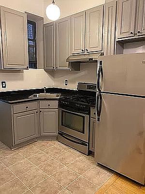 2nd image of 319 W 134th St APT 1W