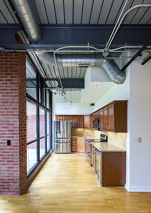 1st image of 525 W Main St #315