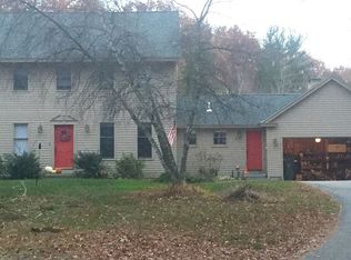 83 Hovey Rd, Londonderry, NH 03053