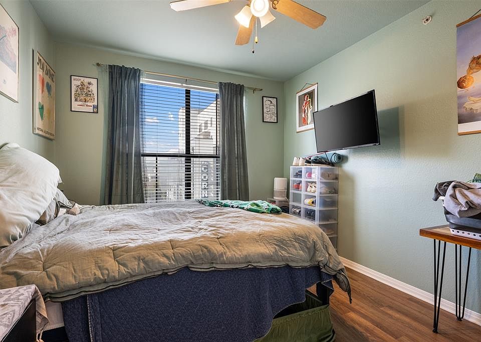2nd image of 2510 San Gabriel St #307
