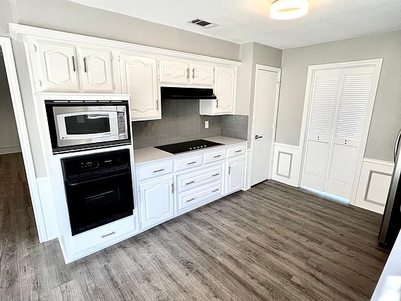 5th image of 1213 Goldenrod Dr