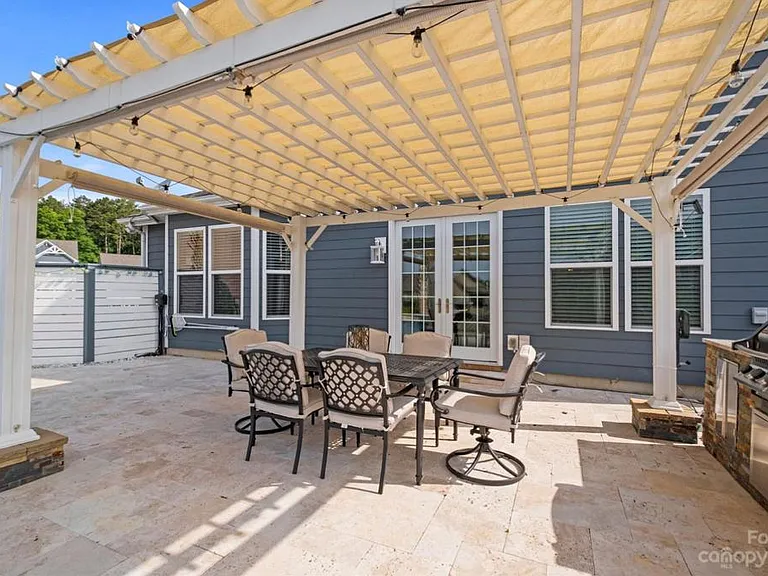 1003 Angora Ct — Photo 14