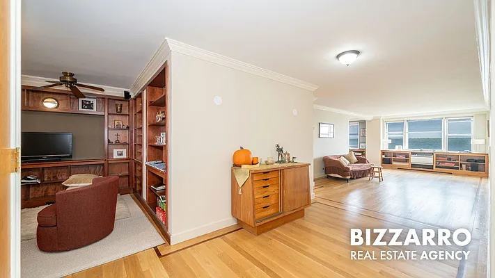 Living room, photo 5
