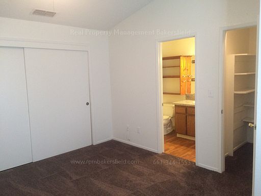 2nd image of 5101 Dunsmuir Rd