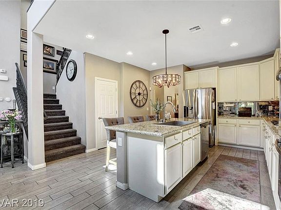 5th image of 5711 Shadow Bend Dr