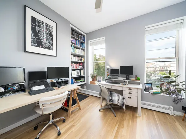 201 Pavonia Avenue image 14 of 21