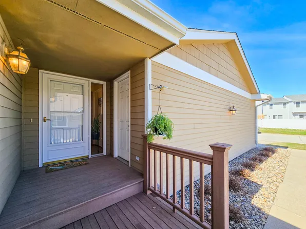 1504 Little Bluestem Ct, Ames, IA 50014