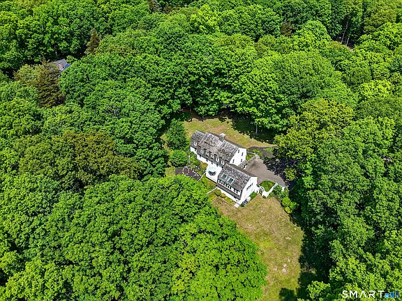 5th image of 14 Cow Pen Hill Road