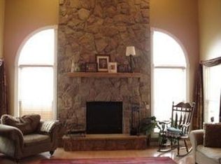 9363 Eric Cir, Kingston, IL 60145