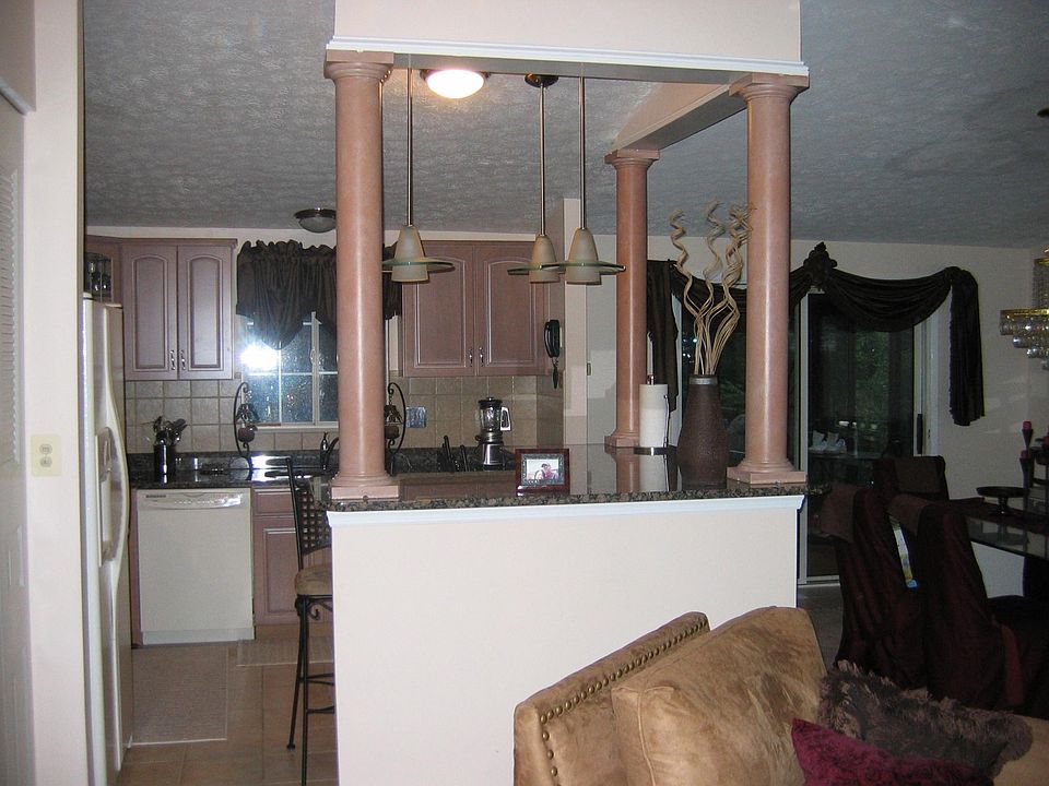 2nd image of 9306 Northgate Rd