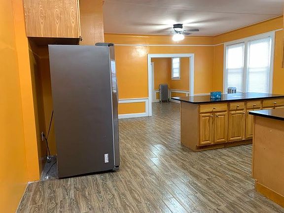 2nd image of 74-30 Park Ln S Floor 2