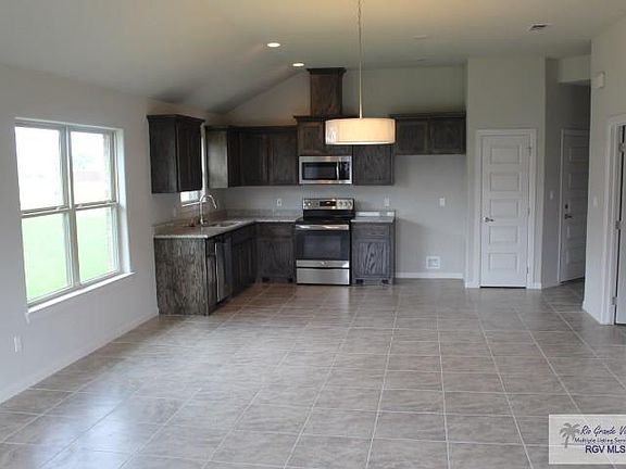 3rd image of 7606 Arrowwood Ave