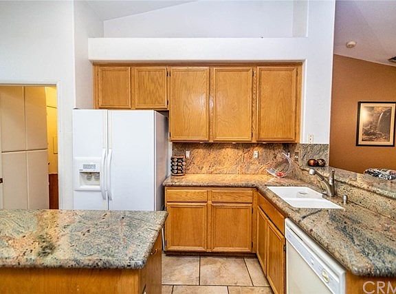 3rd image of 1170 Conestoga St
