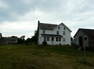 1869 Stoverstown Rd, Spring Grove, PA 17362