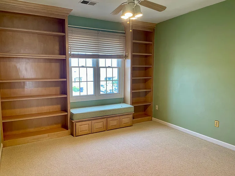 2402 Whaler Ct — Photo 22