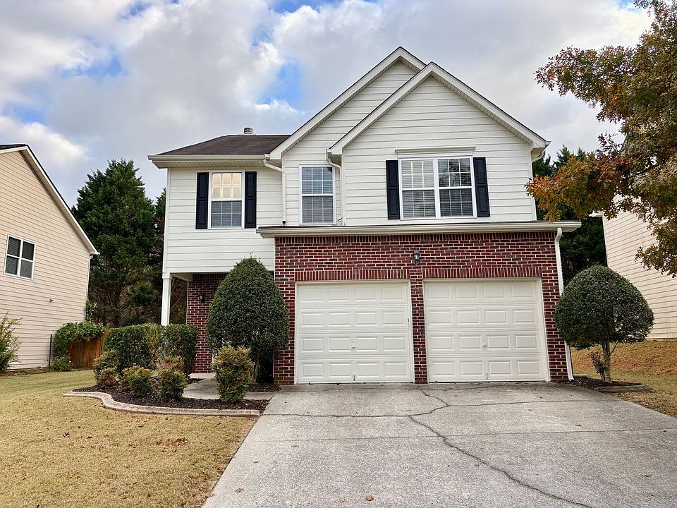 1st image of 345 Blackwood Ln