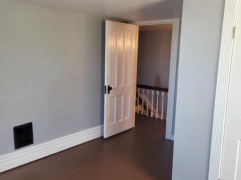 5 Powell Ave — Photo 29