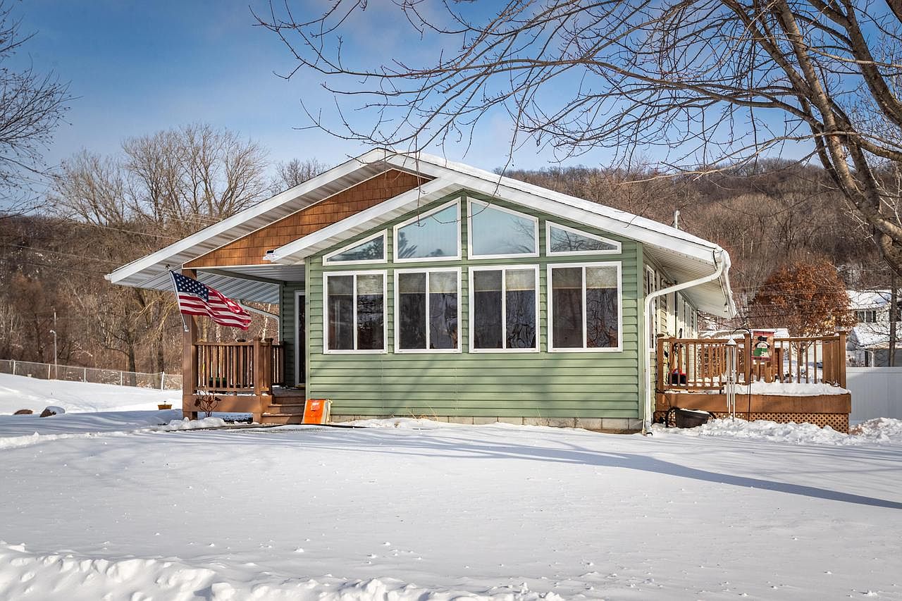 3001 Willow DRIVE, La Crosse, WI 54601 Zillow