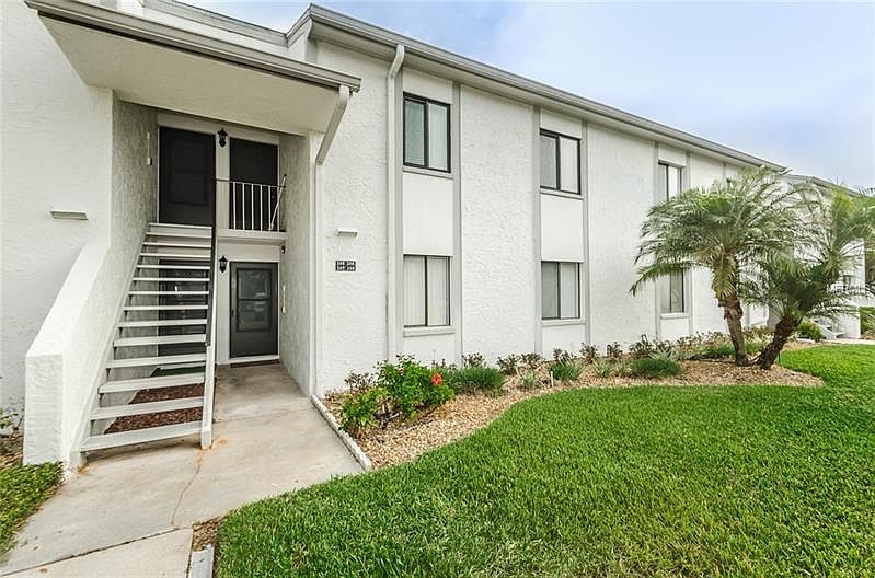 1st image of 105 E Cypress Ct #105