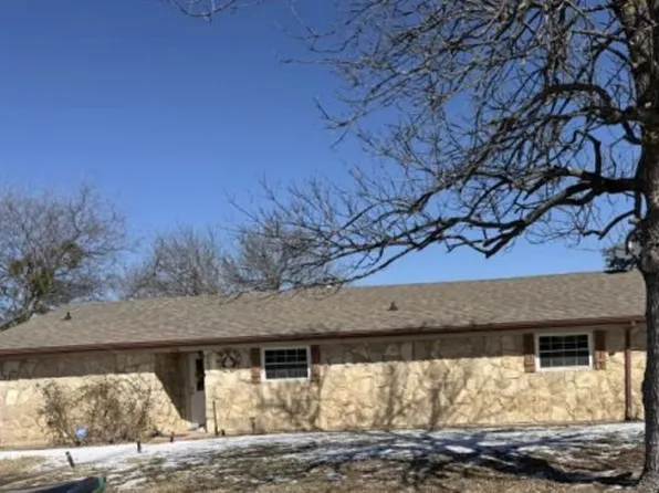 430 Edwards Dr, Dublin, TX 76446