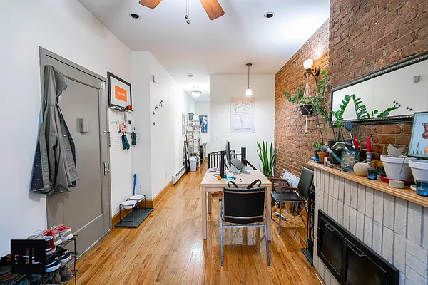 Rented by Highline Residential | media 8