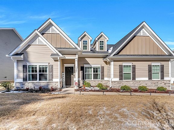 2nd image of 14421 Holbrooks Rd