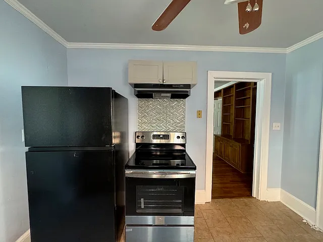 879 Nottingham Dr — Photo 9