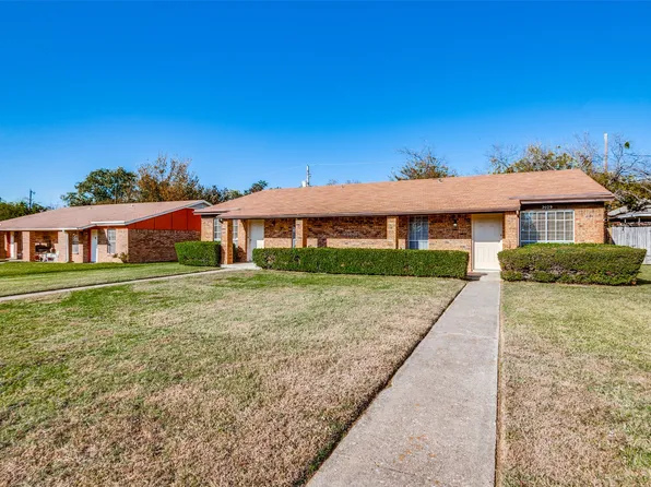 2029 Oakwood Ct, Arlington, TX 76012