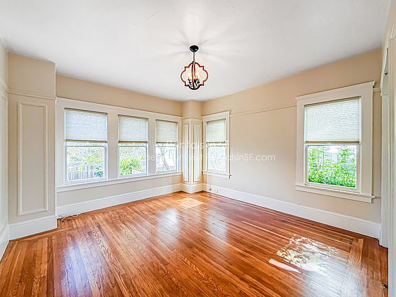 5th image of 1924 Cabrillo St APT 2