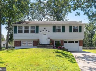 130 Sherwood Dr, Turnersville, NJ 08012