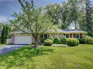 34 Harper Dr, Pittsford, NY 14534