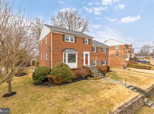 9836 Belhaven Rd, Bethesda, MD 20817