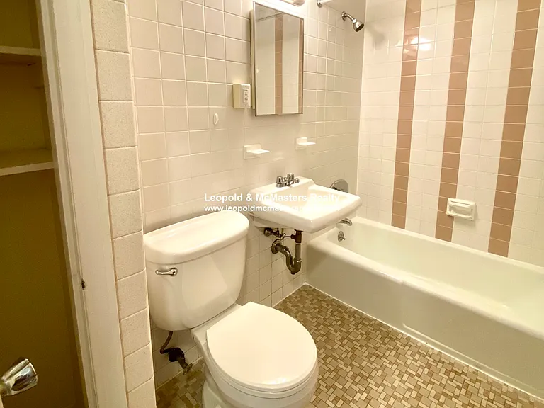 South Huntington Apartments — Photo 55