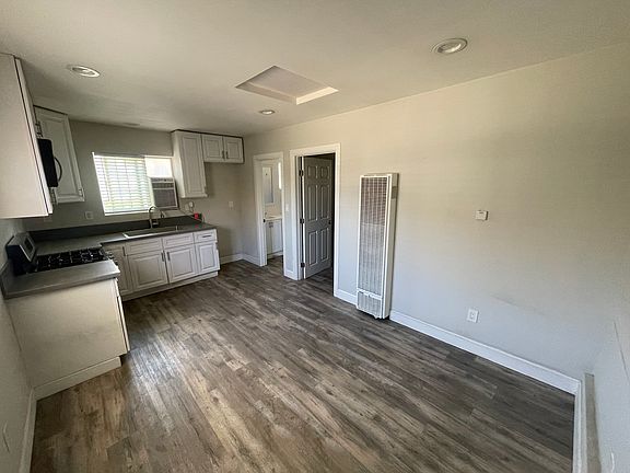3rd image of 11722 Sunglow St #1/2