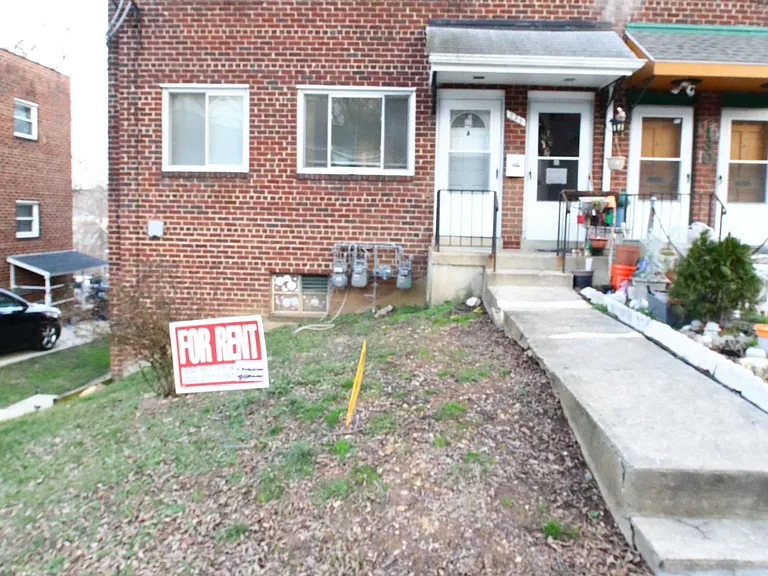 126 Joliet St SW #A — Photo 3