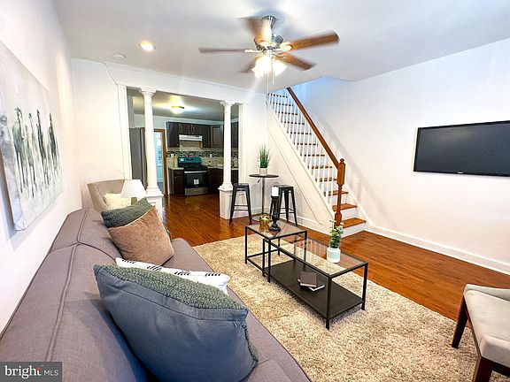 3rd image of 3011 Euclid Ave