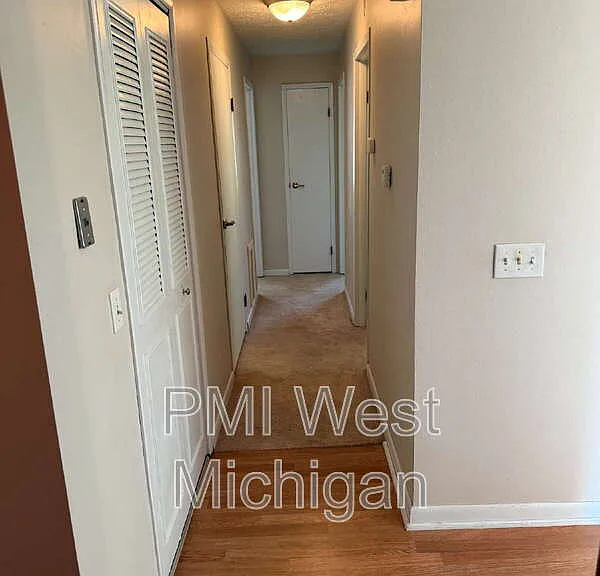 5864 Shaw St #3 — Photo 20