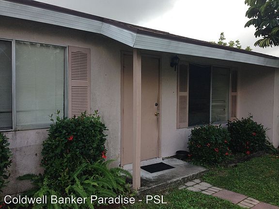 2nd image of 2097 SE Hideaway Cir