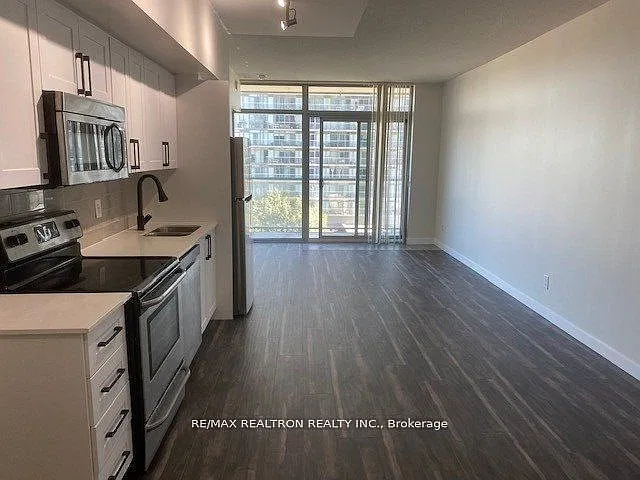 1 bed, $2,600 — Photo 4