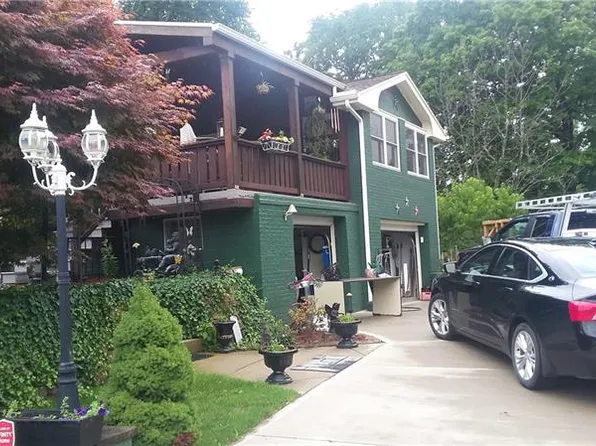 737 McKee Rd, Washington, PA 15301