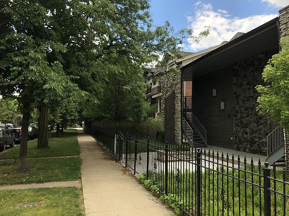 3rd image of 4616 N Wolcott Ave APT 105