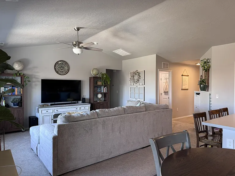 19576 Newhall Pl — Photo 15