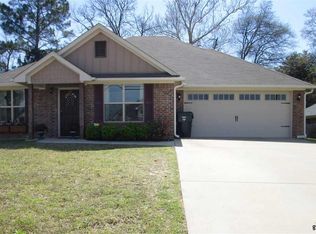2813 Valley View St, Tyler, TX 75701