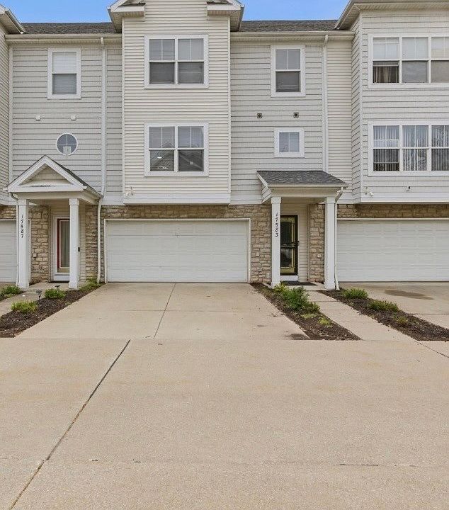 1st image of 17583 Wildwood Ln