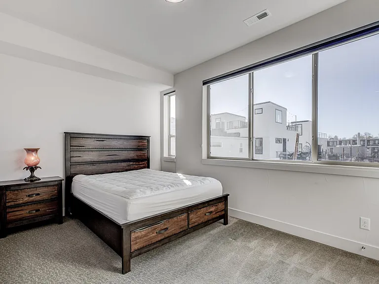 2103 W 32nd Ave #8 — Photo 28