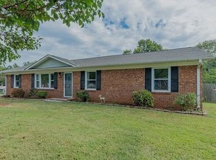 178 Fisher St, Lexington, NC 27292