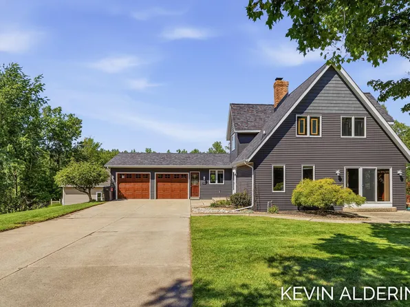 8959 Ottogan St, Holland, MI 49423