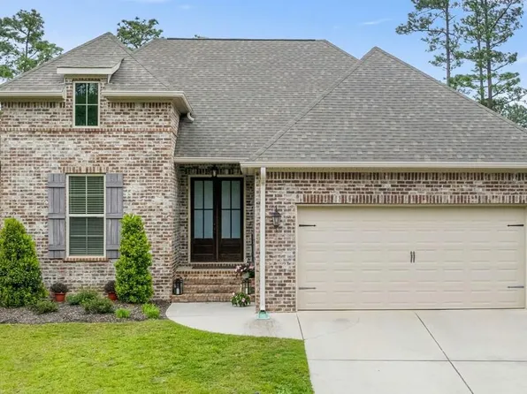 56 Waverly Ct, Hattiesburg, MS 39402