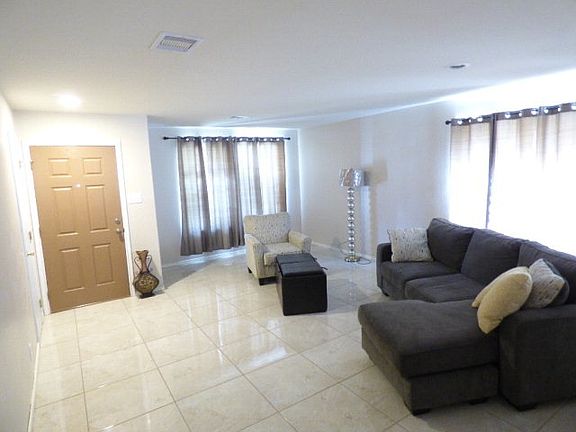 2nd image of 4117 Periwinkle Ave
